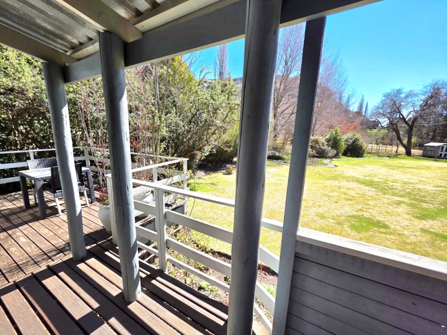 5 Bedroom Property for Sale in Clarens Free State